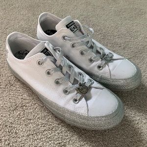 Miley Cyrus Converse